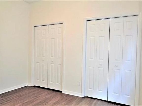 4th image of 11795 Summer Springs Dr