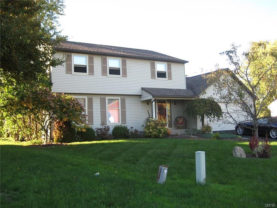 1st image of 8323 White Cedar Cir