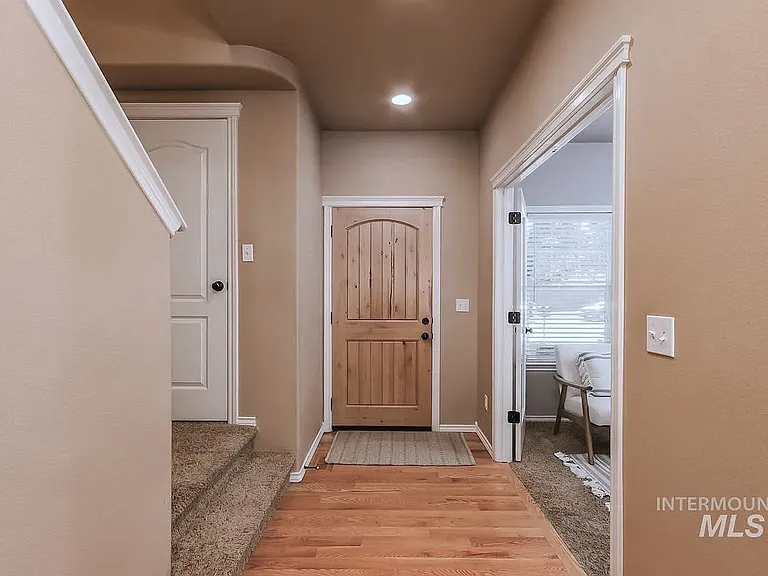 5729 S Moreya Ave — Photo 16