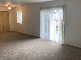 1718 Plymouth Dr #27-C, New Castle, IN 47362