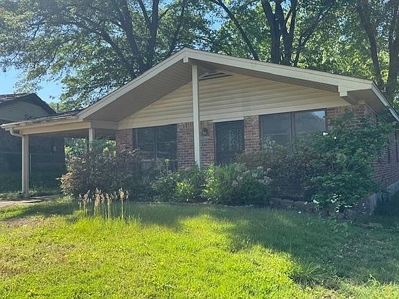 3rd image of 2259 Pamela Dr