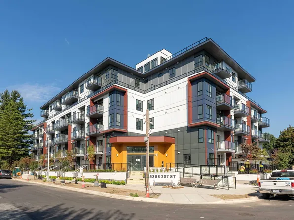 5398 207th St #604, Langley, BC V3A 2E6