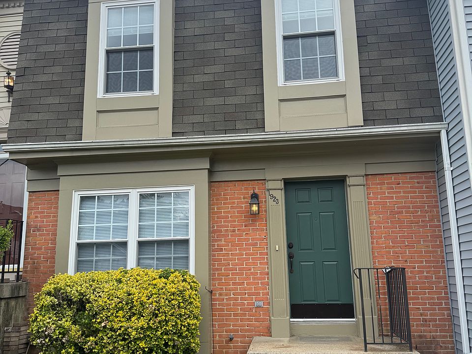 1st image of 1923 Heatherbrook Ct