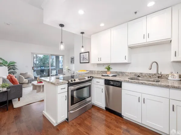 201 Harrison St APT 111, San Francisco, CA 94105