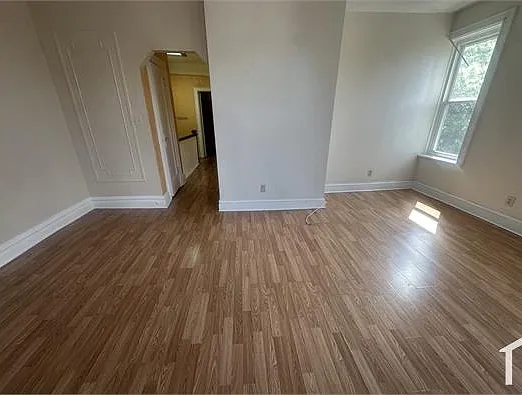 3 bed, $3,606 — Photo 2