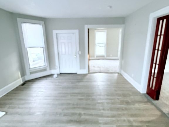 4th image of 3216 Riverside Ave