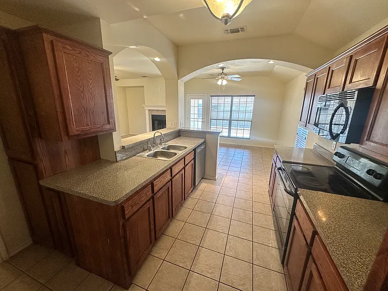 41 Amberwood Dr — Photo 9