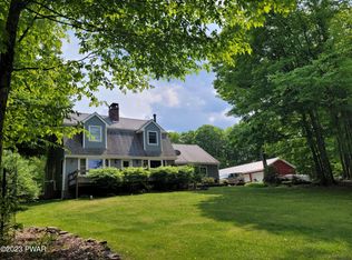 27 Cox Ln, Forest City, PA 18421