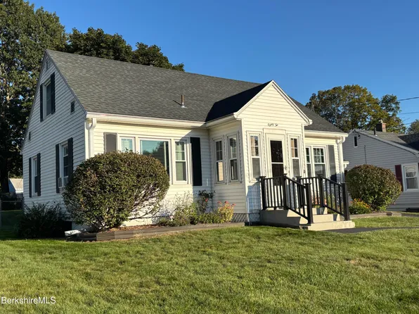 82 Williamsburg Ter, Pittsfield, MA 01201