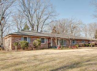 209 Lee Rd, Dickson, TN 37055