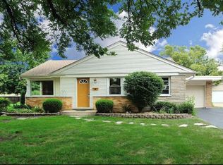 447 E Park Ave, Elmhurst, IL