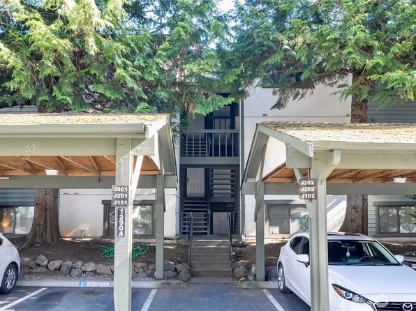 12904 126th Court NE #J101, Kirkland, WA 98034