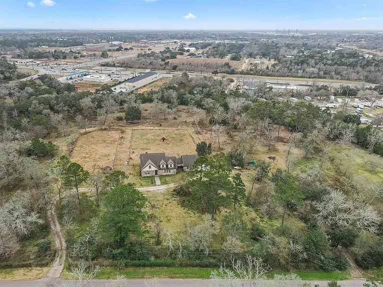 9009 Lazy Ln — Photo 42