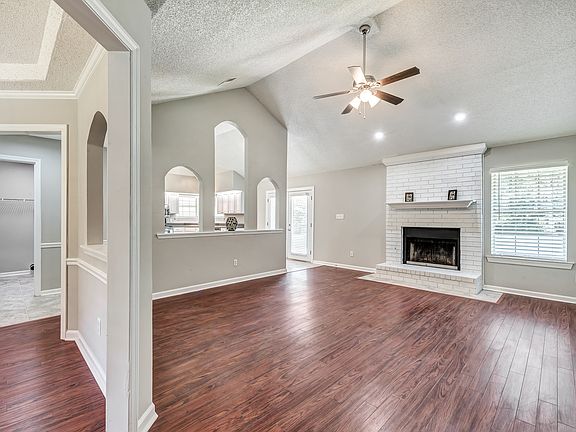 New paint & fixtures