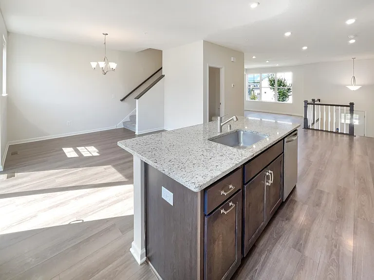 6964 Huckleberry Dr — Photo 10