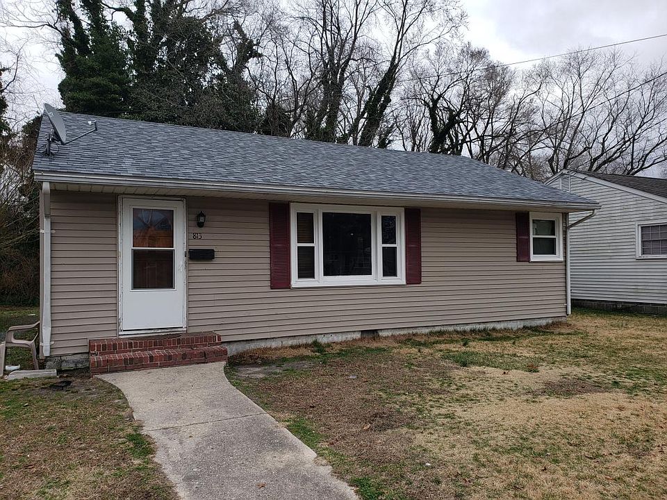 1st image of 813 Roger St