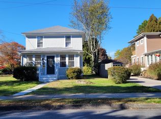 57 Ocean View Ave, Groton, CT 06355