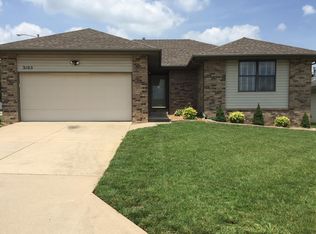 3105 E Huron St, Springfield, MO 65804