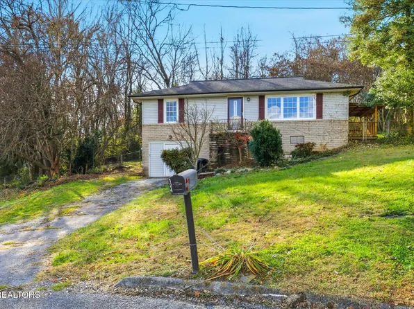 124 Crest Ln, Clinton, TN 37716