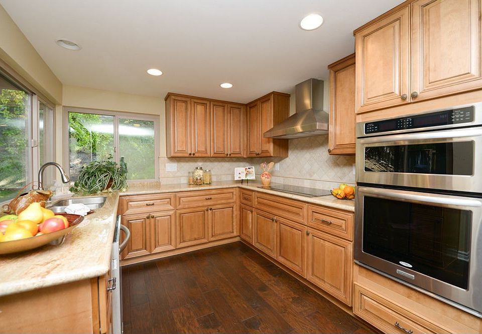 Chef's Kitchen - all new!