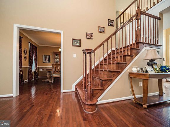 5th image of 316 Bannister Ct