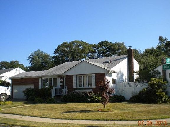 2nd image of 30 Ida Ln
