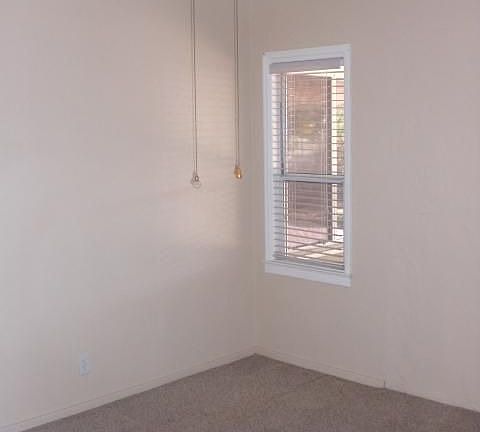 4th image of 3428 E Joyce Dr
