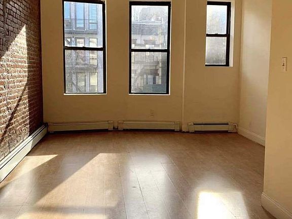 2nd image of 815 Saint Johns Pl APT 2L