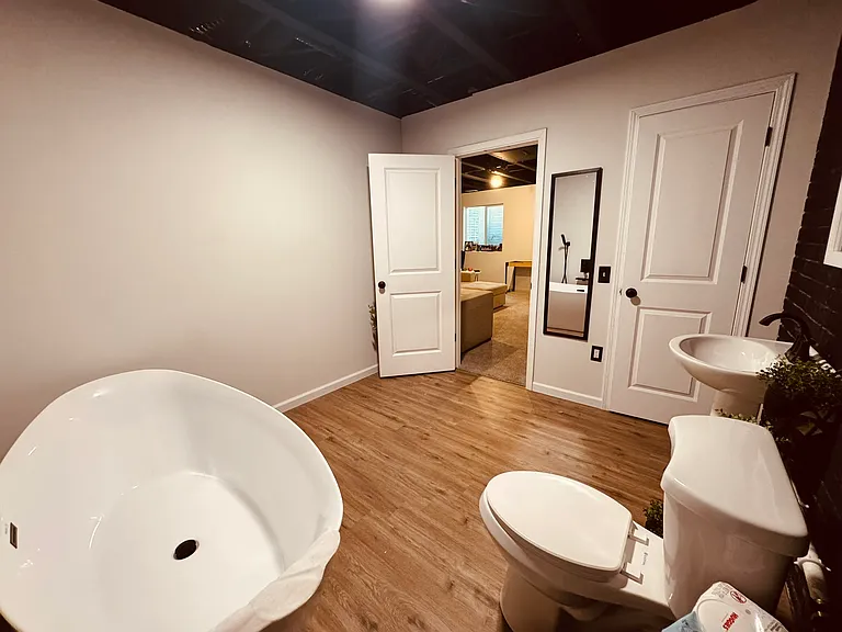 11405 N 161st Ct — Photo 17