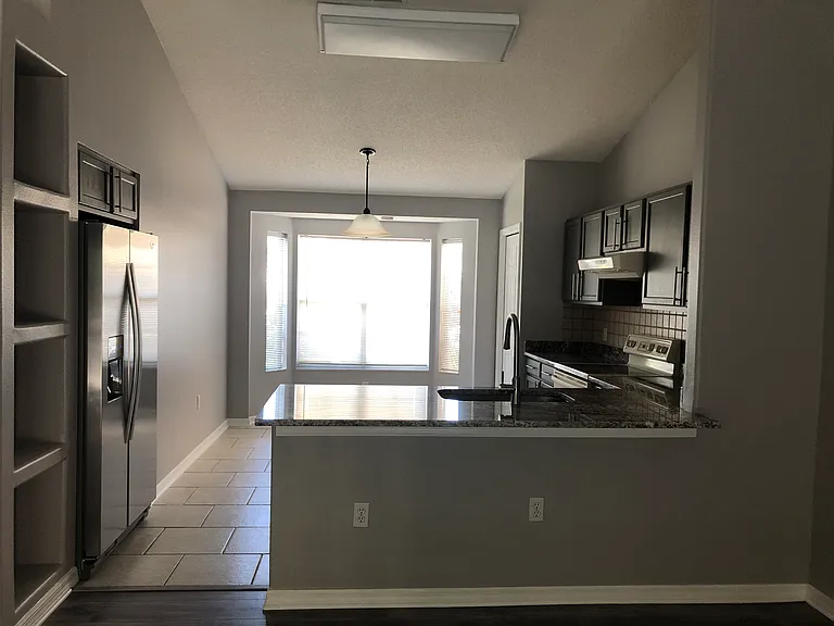 126 Oak Promenade Ct — Photo 14