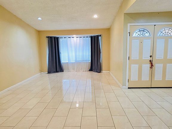 2nd image of 3058 Allenwood Dr