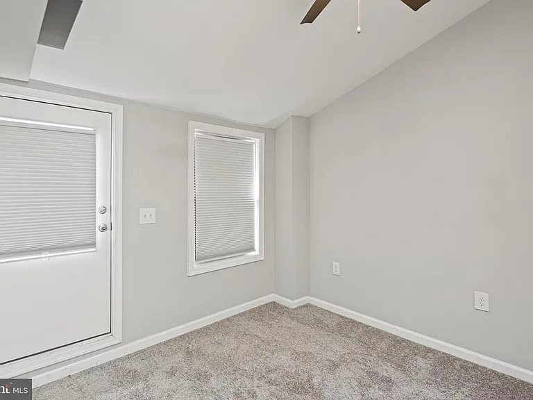 1259 Washington Blvd — Photo 18