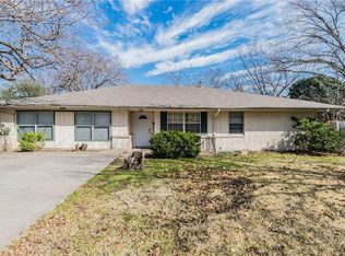 818 British Blvd, Grand Prairie, TX 75050
