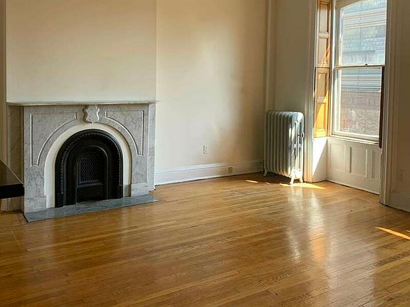 2nd image of 35 Schermerhorn St APT 8