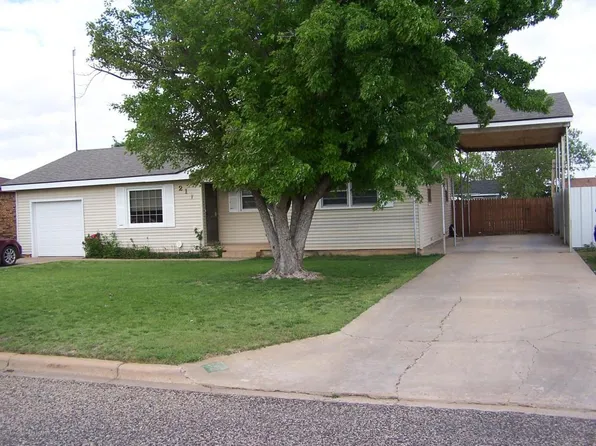 211 Farmer Ave, Stinnett, TX 79083