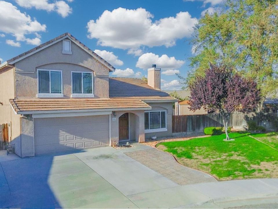 1st image of 831 Mesa Ct