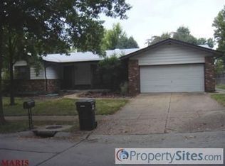 5719 Hempline Rd, Saint Louis, MO 63129