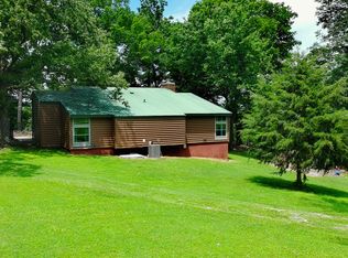 526 Murray Ln, Strang, OK 74367