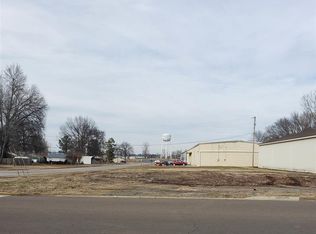 106 E Cheatham St, Union City, TN 38261