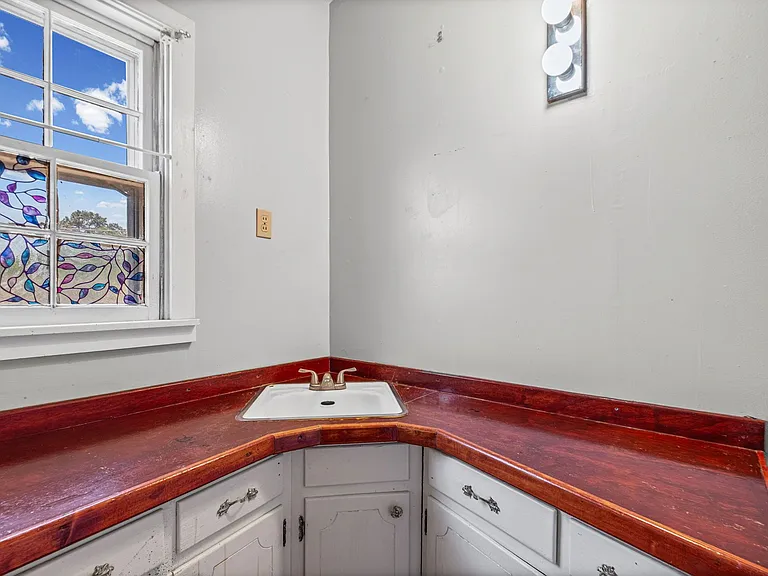 3633 Marion Ave #2 — Photo 13