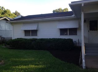 123 Mays St, Wharton, TX 77488