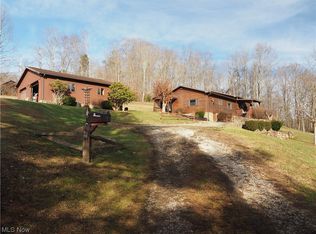 134 Greenwood Dr, Gassaway, WV 26624