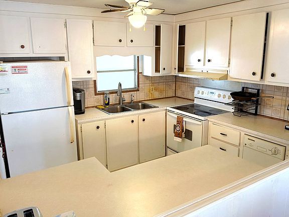 3rd image of 7001 142nd Ave #18