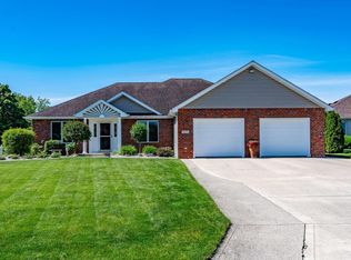 9320 Sugar Mill Dr, Fort Wayne, IN 46835