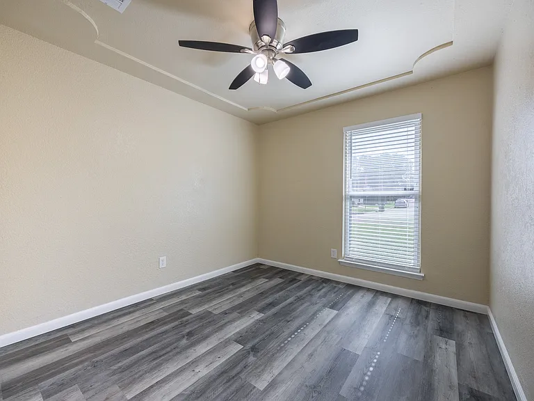5709 Denise Dr — Photo 15