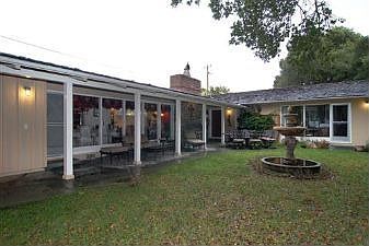 Exterior :: 3405 Fernwood St