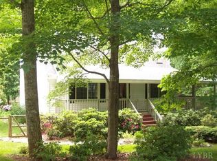 300 Jefferson Woods Dr, Forest, VA 24551