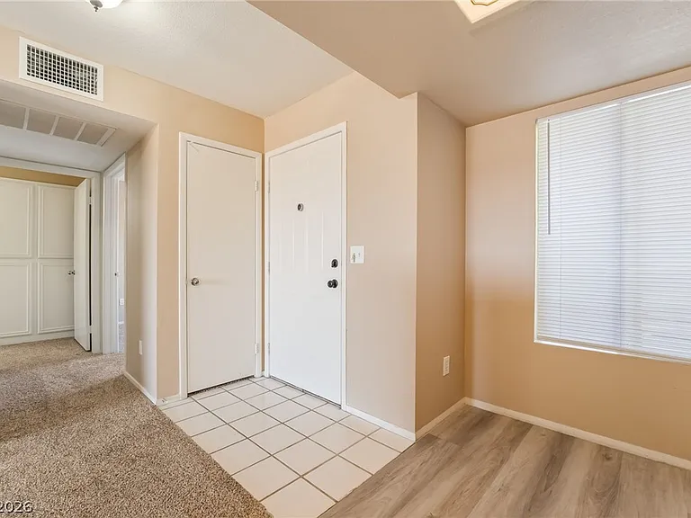 8070 W Russell Rd #2024 — Photo 4