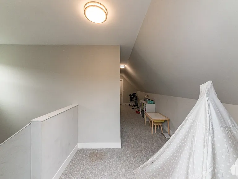 3570 W Dickens Ave #2 — Photo 13