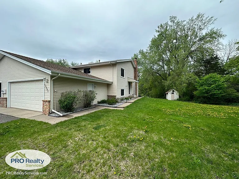 13350 Timber Crest Dr N — Photo 22